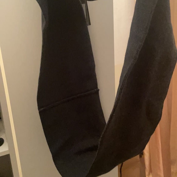 WS Neck scarf - Picture 4 of 7